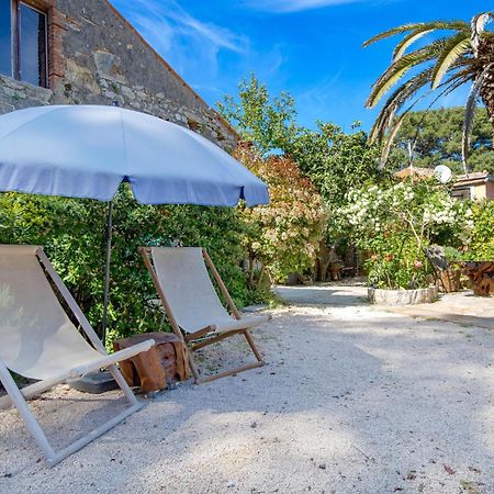 Awesome Home In Lussingrande Esterno foto